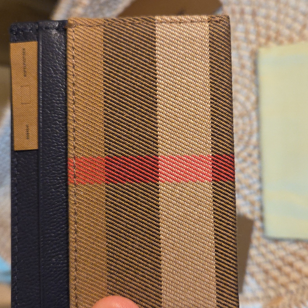 Burberry Beige and Red Check Card Holder With Dust Bag - Picture 3 of 6